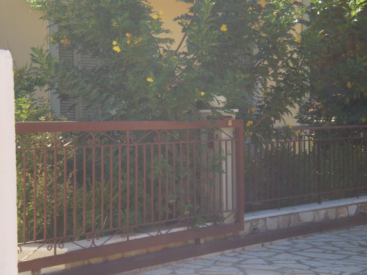 Evangelia أيّا إفيميا المظهر الخارجي الصورة
